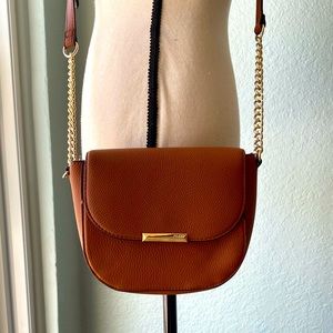Aldo tan crossbody purse.